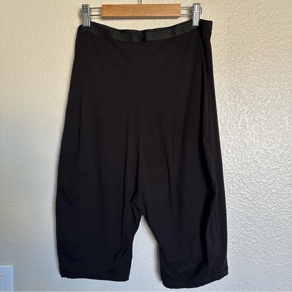 Bumpsuit Maternity Black Biker Shorts - Picture 4 of 9